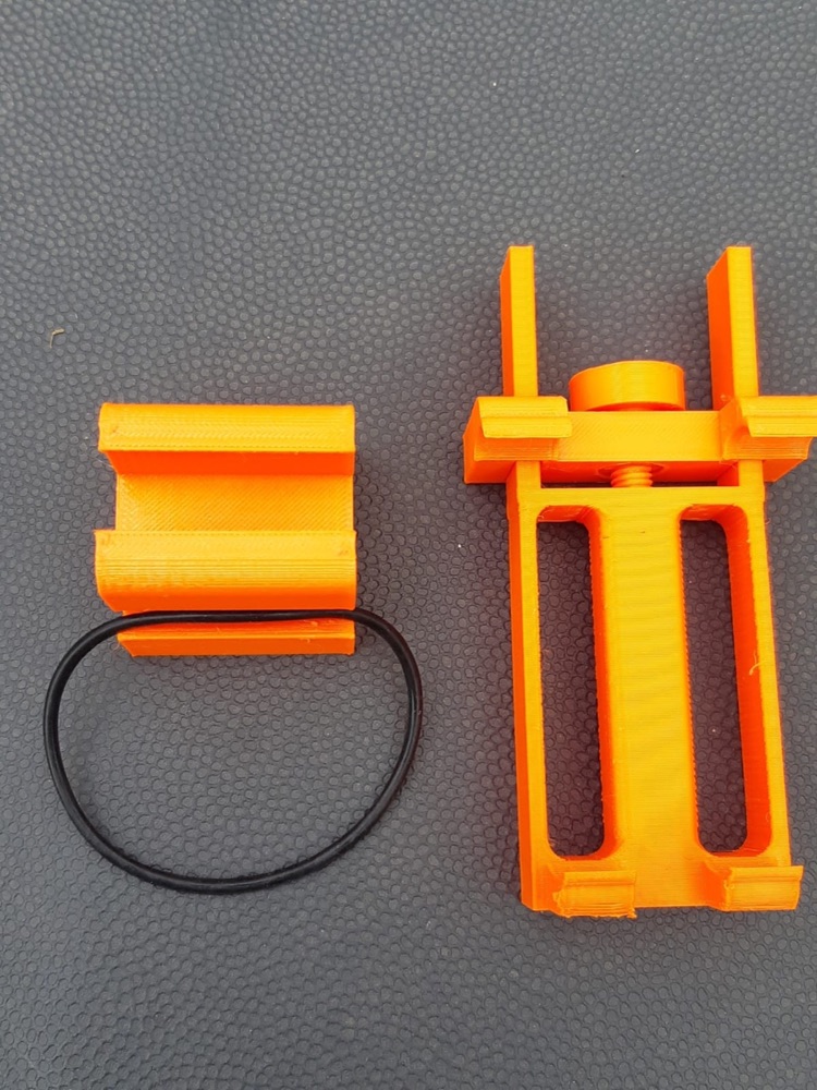 Bisiklet Gidon Telefon Tutucusu (4 Parçalı, Vidalı Kavrama)