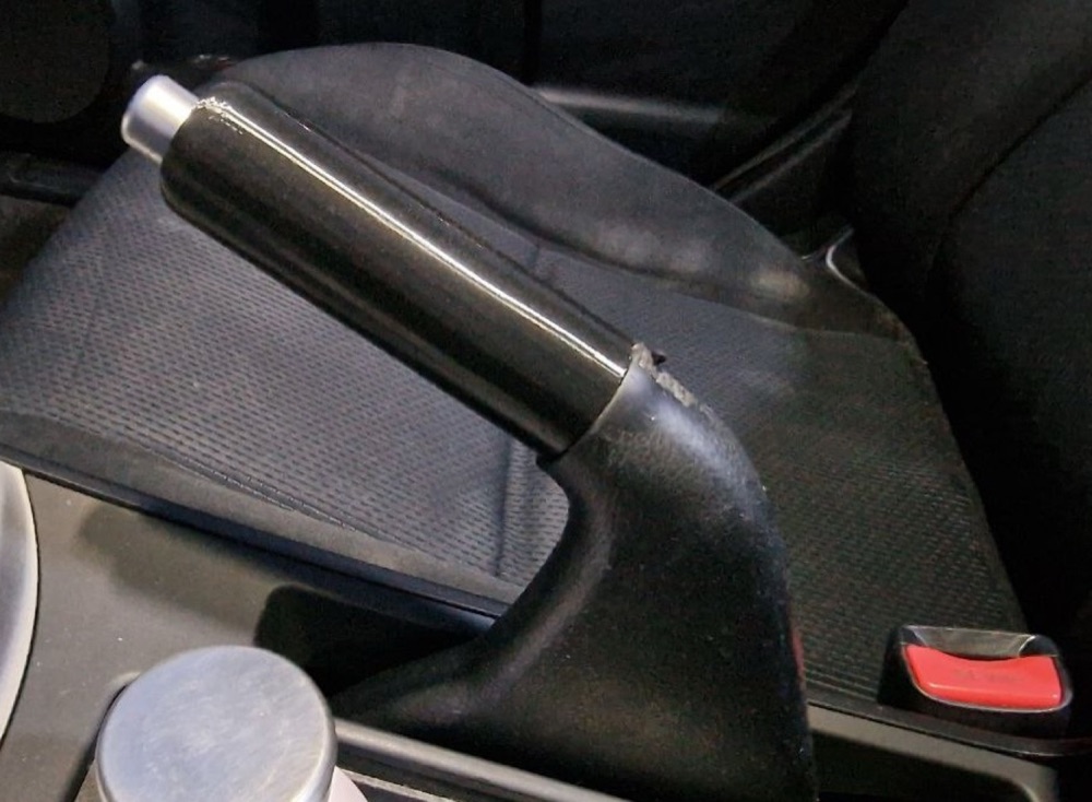 Mazda 3 BL (2. Nesil) El Freni Tutamağı (TPU)
