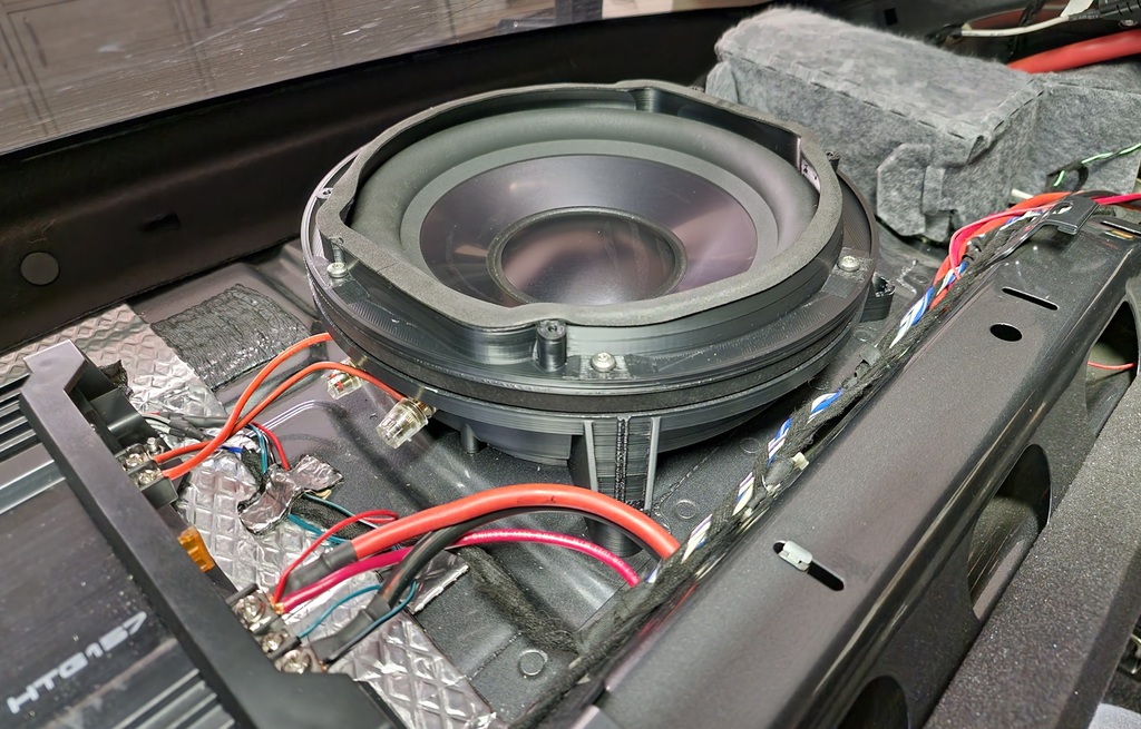 Audi A3/S3 8V 10" Subwoofer Adaptör Tutucusu görsel 3