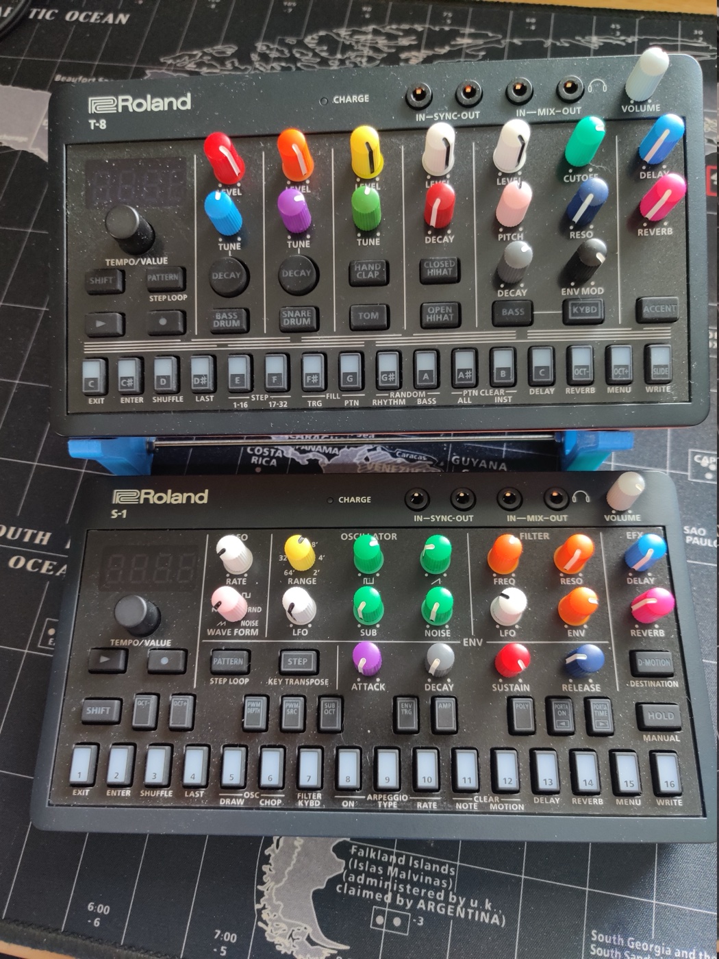 Roland Aira Compact Serisi Standı görsel 2