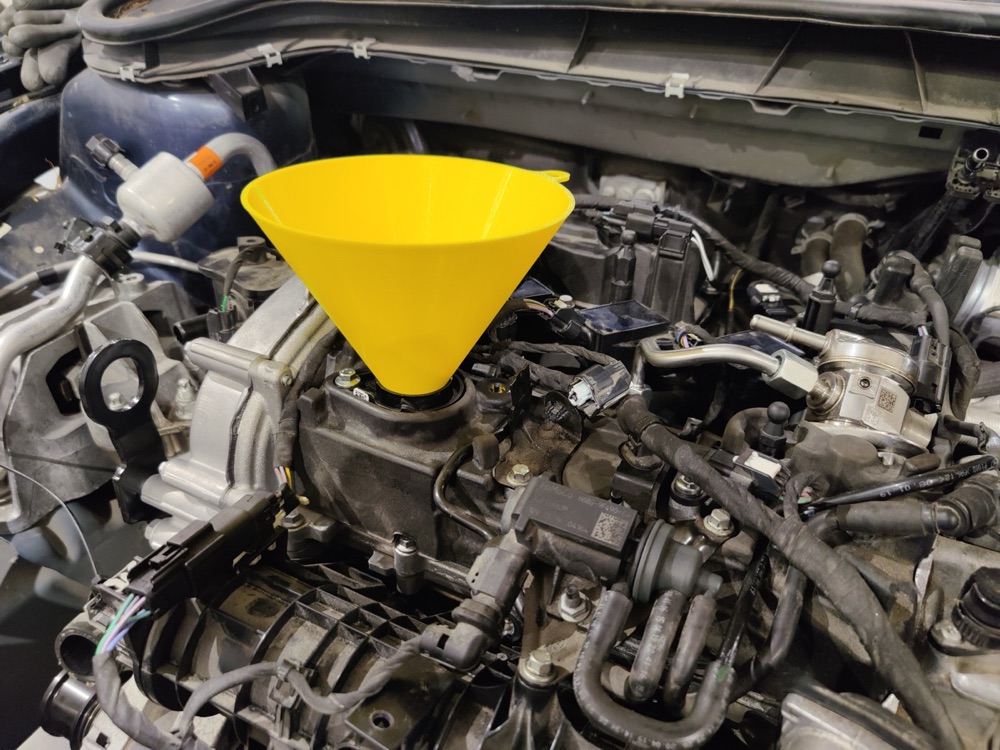 Ford EcoBoost yağ hunisi görsel 2