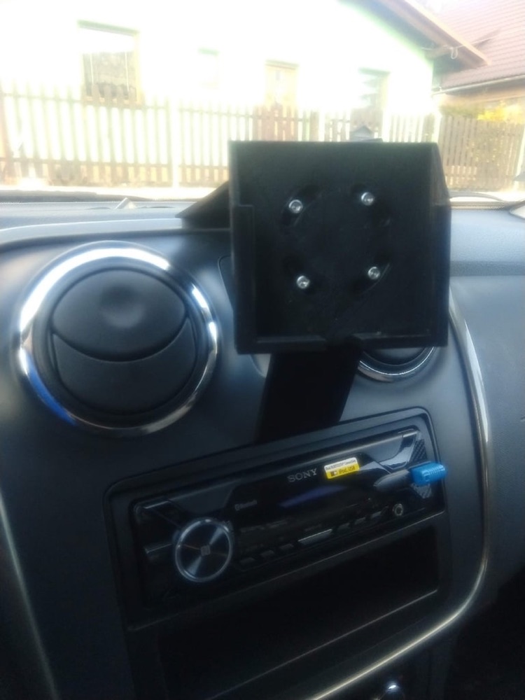 Dacia Sandero II / Logan II telefon tutucu görsel 3