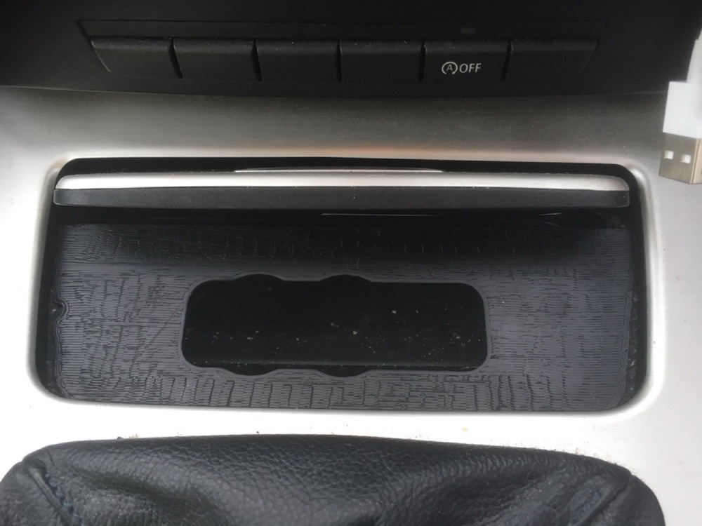 Küllük Bölmesi Adaptör Plakası (BMW E90 / E91 Uyumlu) görsel 2