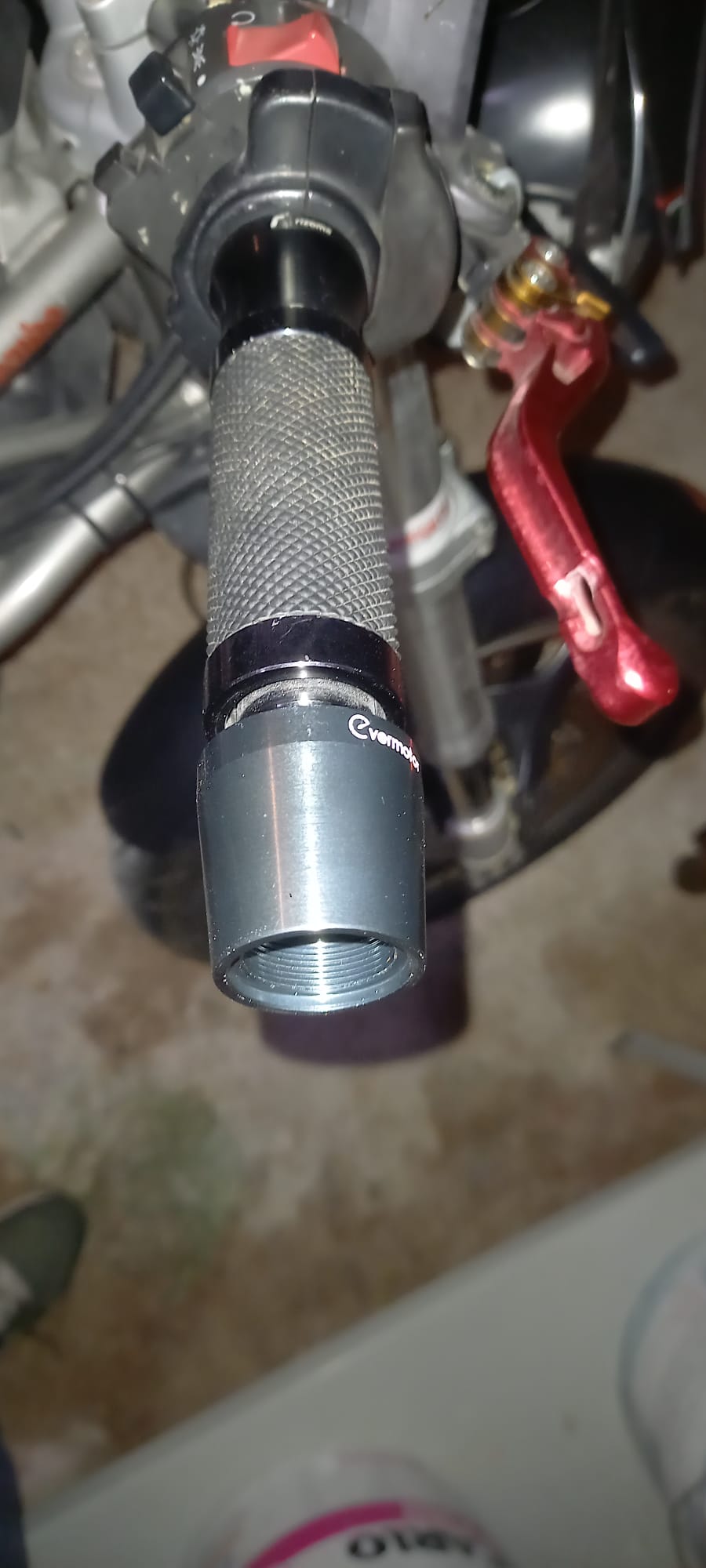 Ducati Monster Gidon Topuzu Ara Parçası görsel 2