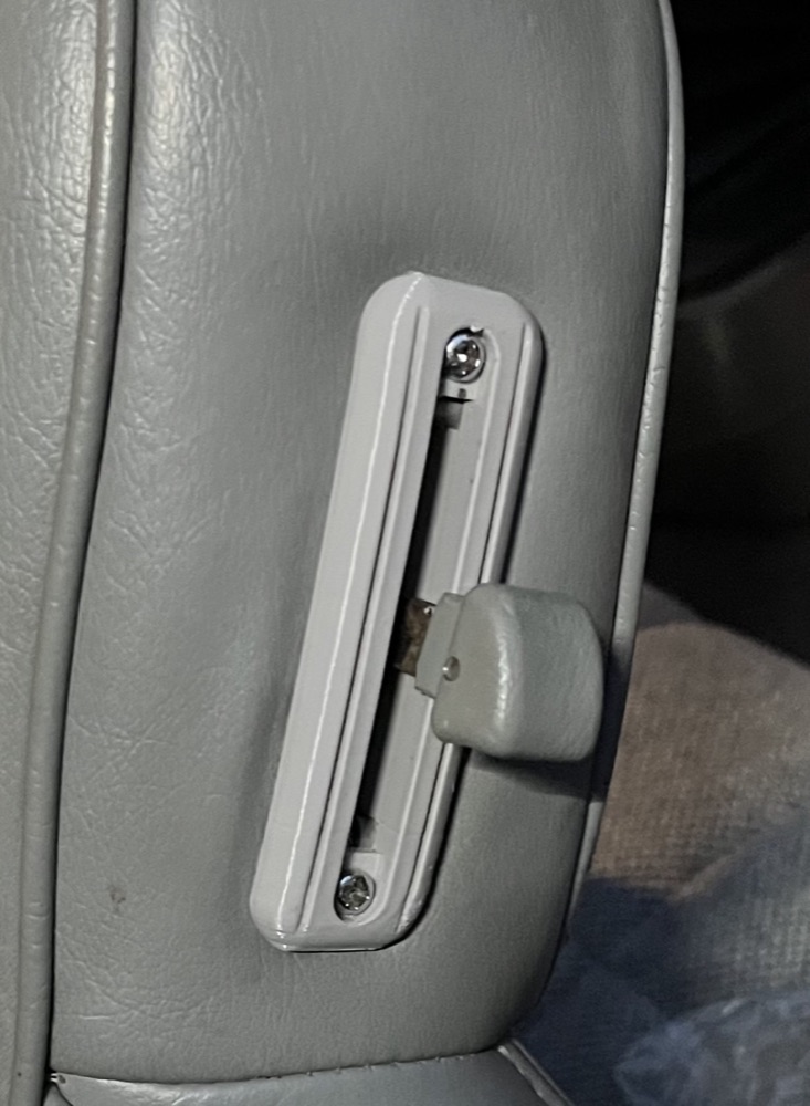 Jeep Cherokee XJ 2 Kapı Koltuk Kolu Çerçevesi