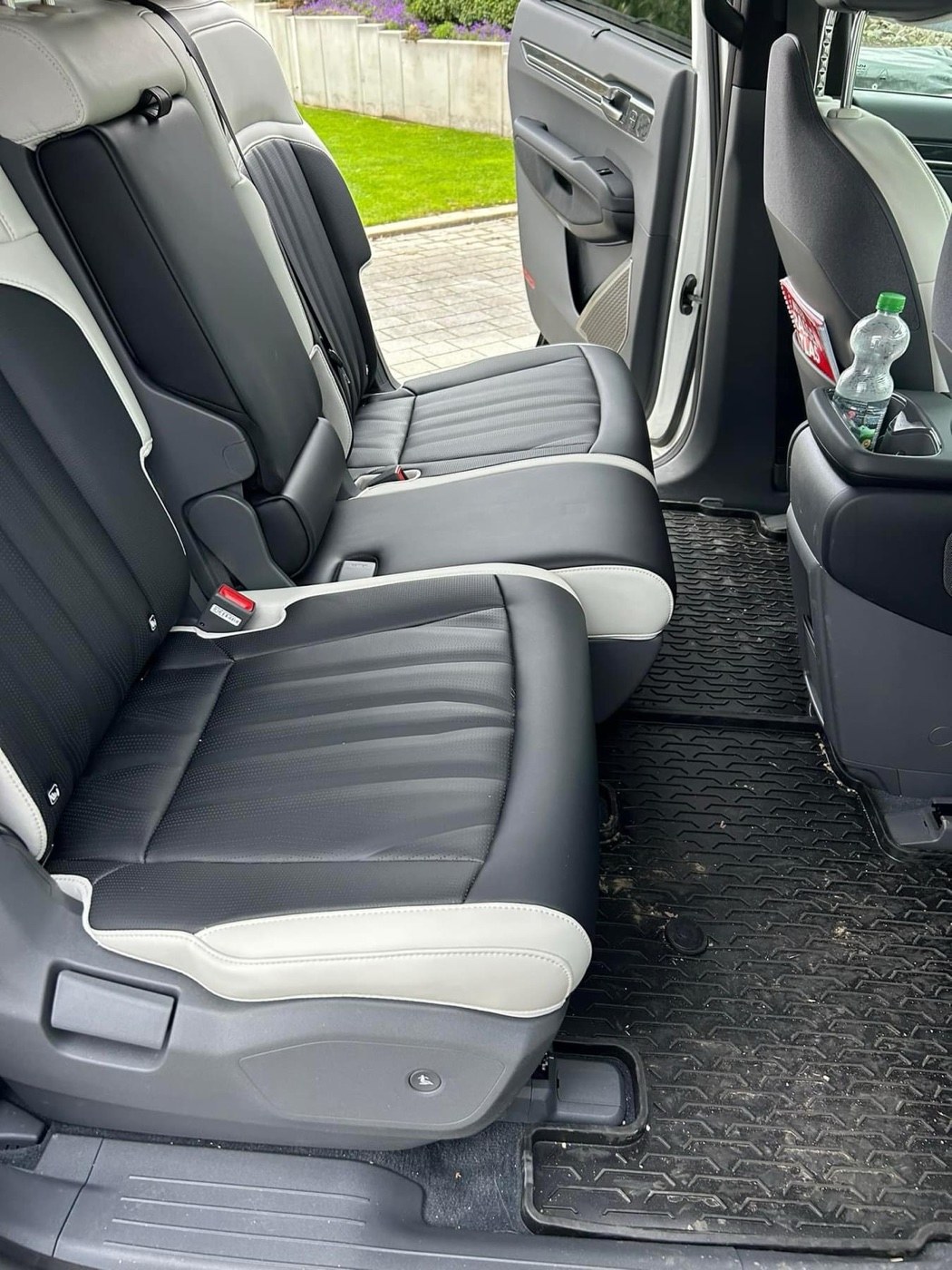 Kia EV9 2. Sıra Koltuk Sabitleyici görsel 3