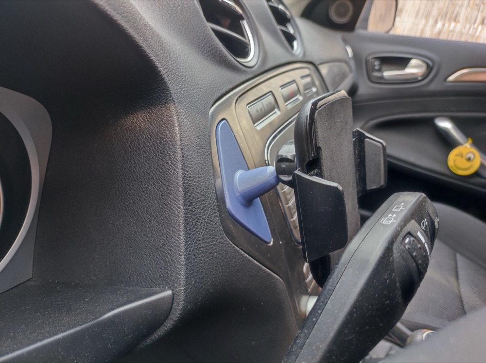 Ford Mondeo MK4 telefon tutucu görsel 2