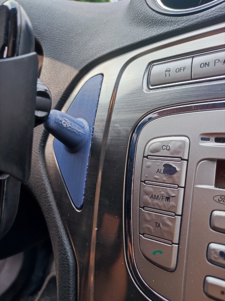 Ford Mondeo MK4 telefon tutucu görsel 3