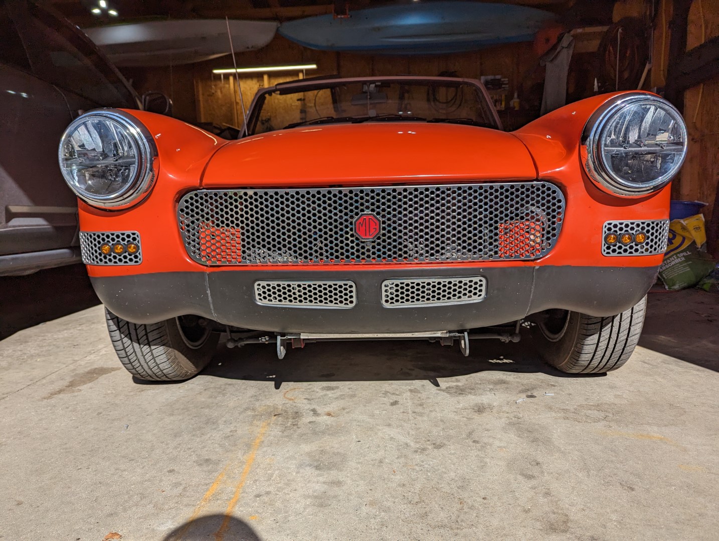 MG Midget 1500 Alt Çamurluk Boşluk Kapağı