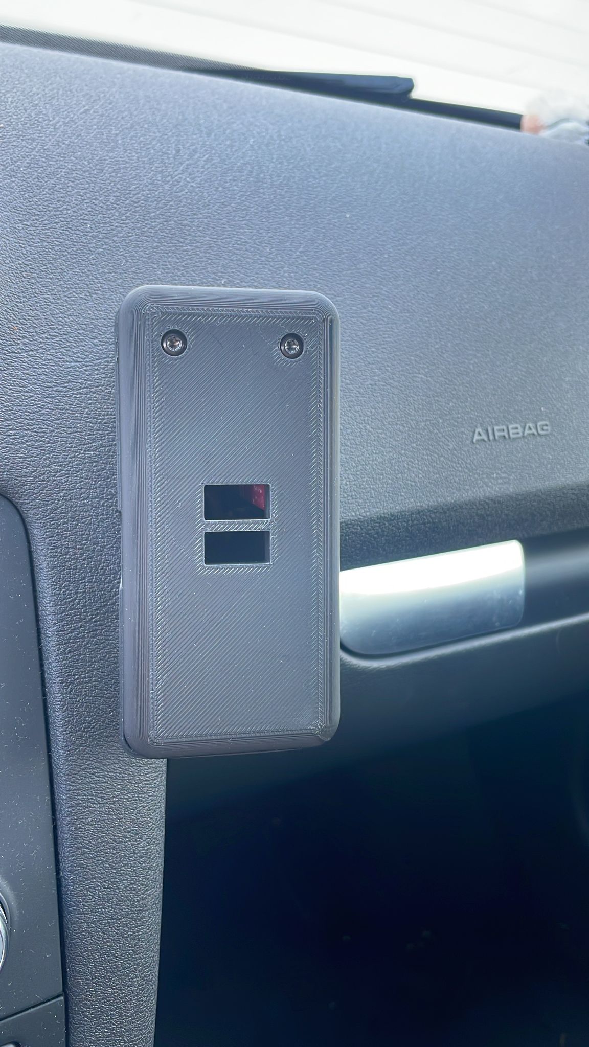 Audi A3 Telefon Tutucusu (Manyetik Ped Uyumlu) görsel 2