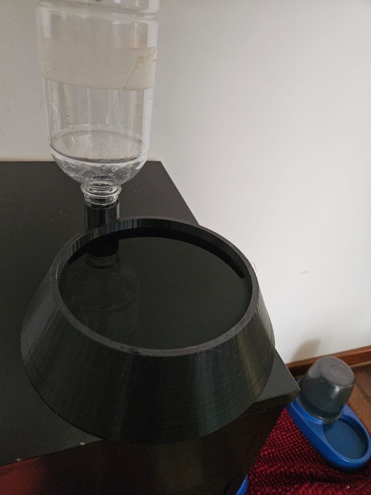 Evcil Hayvan Su Kabı (Plastik İçecek Şişesi Takılan, Kendiliğinden Dolan)