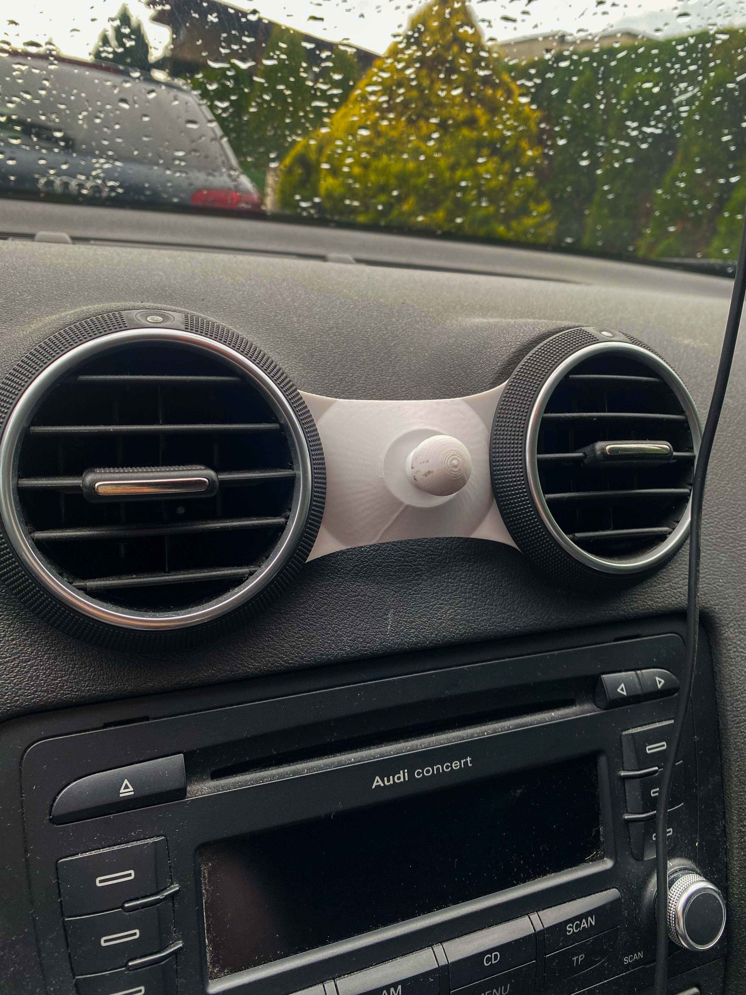 Audi A3 8P Telefon Tutucusu (V2)