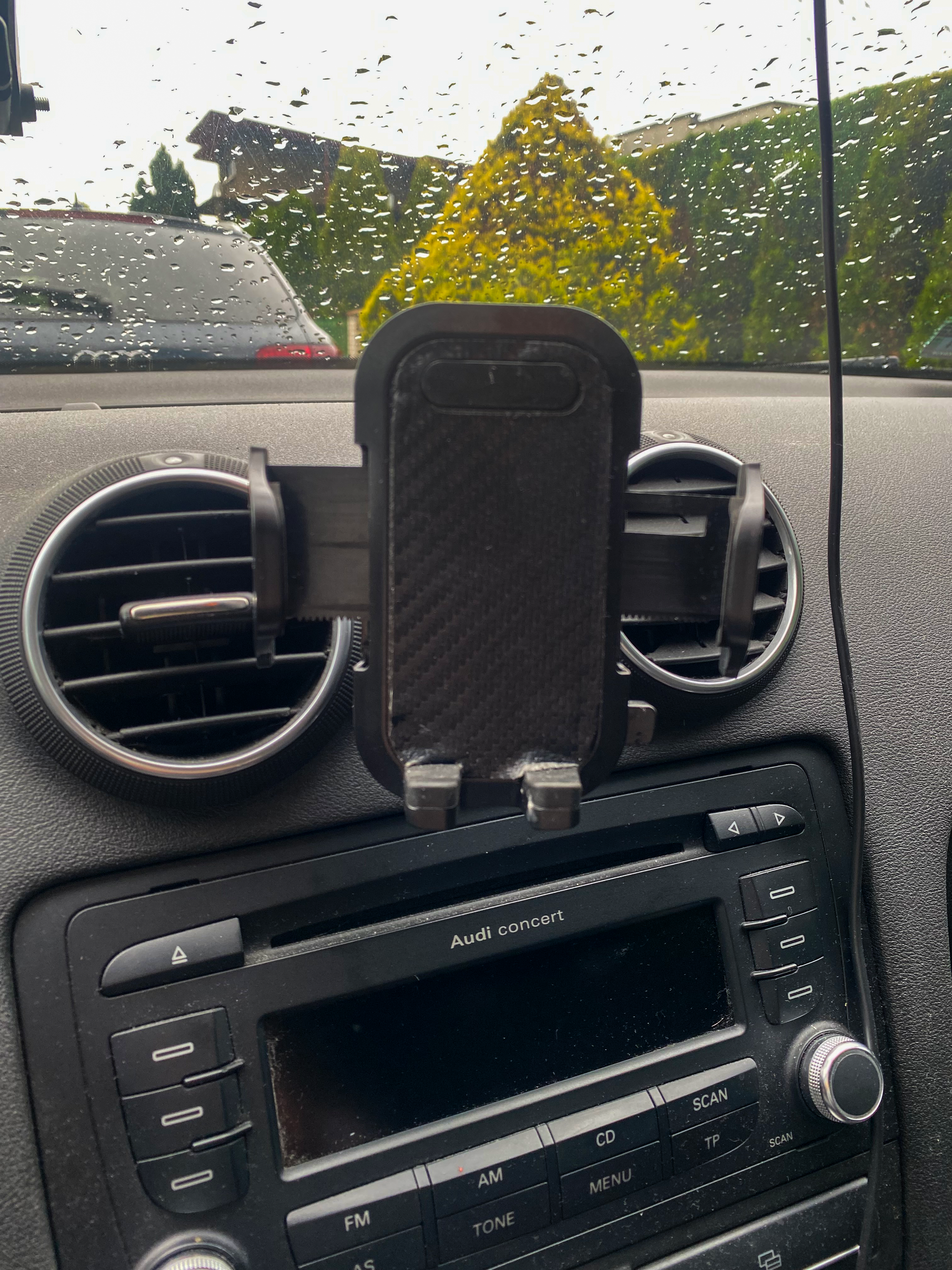 Audi A3 8P Telefon Tutucusu (V2) görsel 3