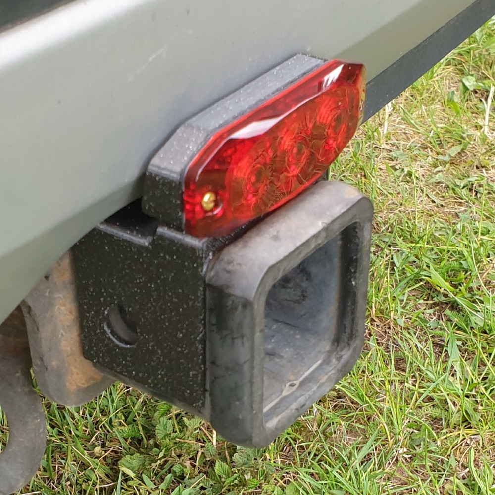 Ford Escape (2020) Arka Sis Işık Takma Fitting Braketi görsel 3