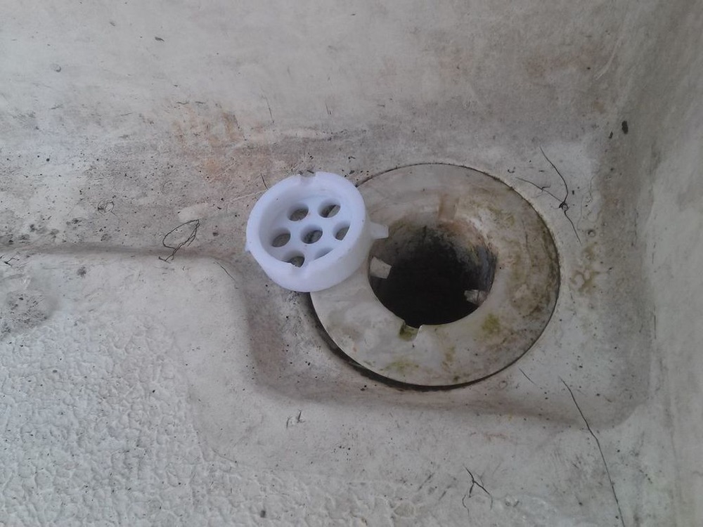 Yelkenli Kokpit Drenaj Delikleri Icin Koruyucu Izgara (34mm) görsel 3