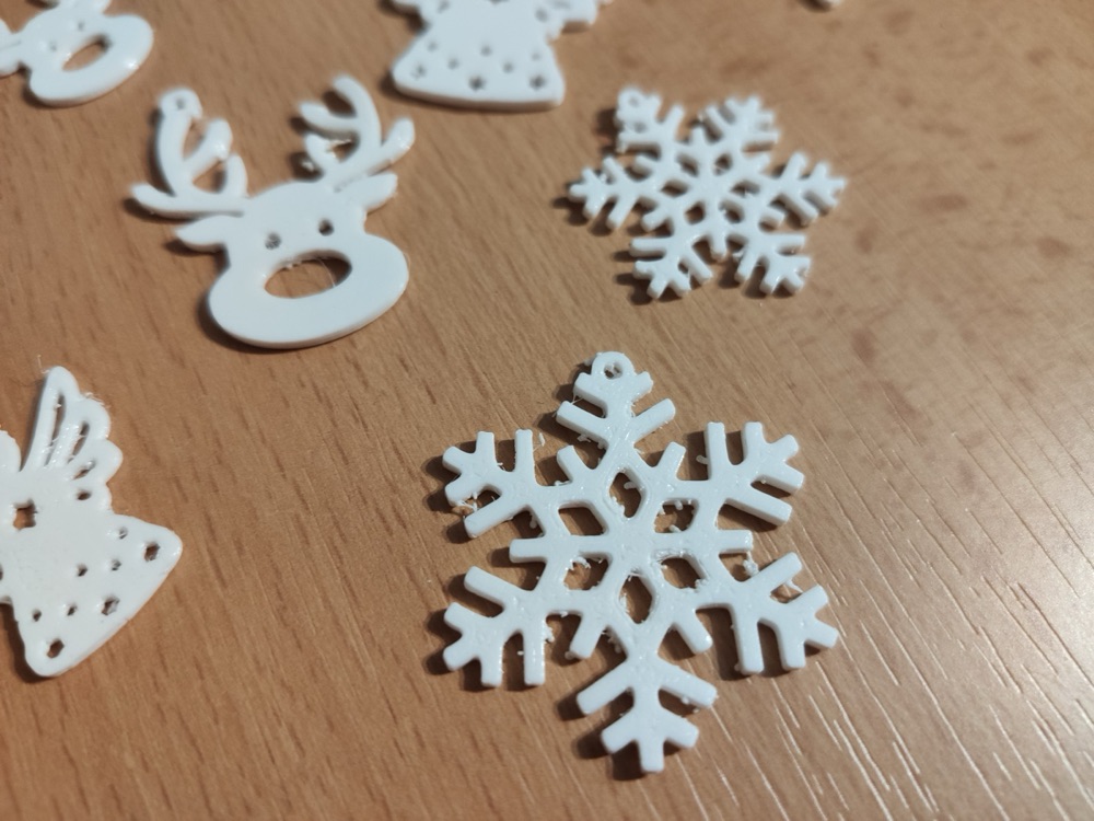 Mini Yılbaşı Ağacı Süsleri (7 Model: Kardan Adam, Melek, Ren Geyiği, Yıldız) görsel 4