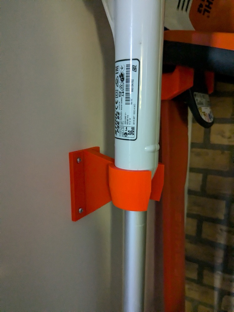 Stihl FSE 52 Tırpan Duvar Askısı