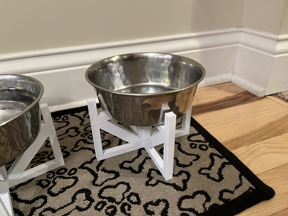 Köpek Mama Kabı Yükseltici Altlık (Çapraz Ayaklı, 6,5 İnç Kaseler İçin)