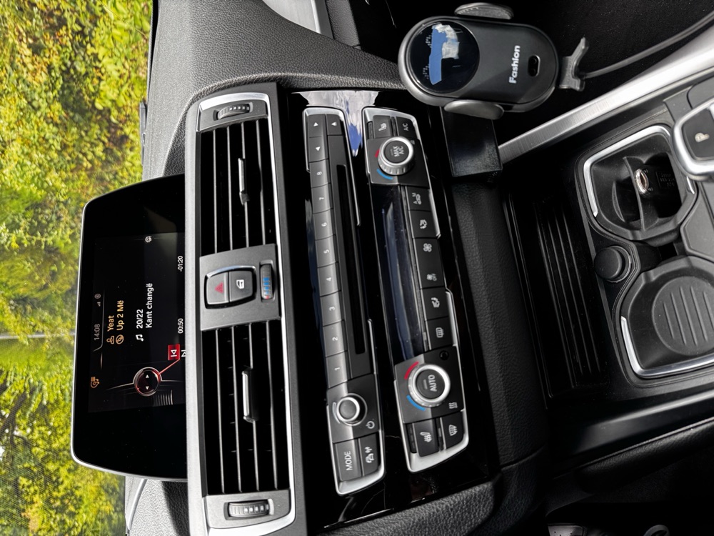 Konsol Telefon Tutucu (BMW F Serisi Uyumlu) görsel 4