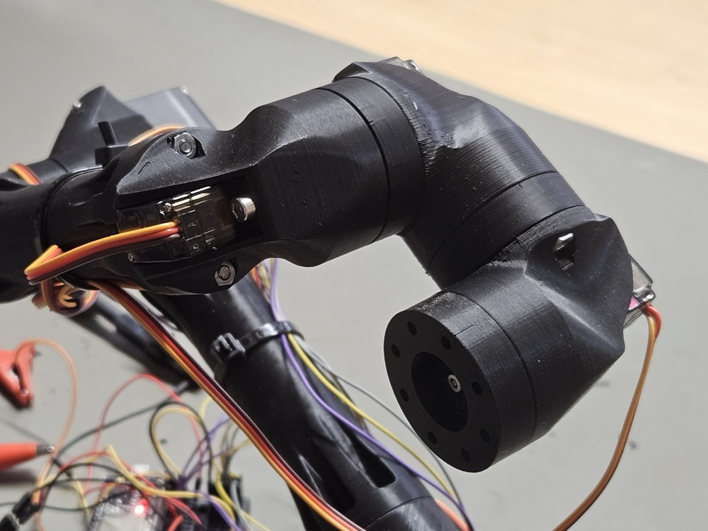Modüler 6 Eksenli Robot Kol Seti (Servo Motorlu, Eğitim ve Deneme Amaçlı) görsel 3