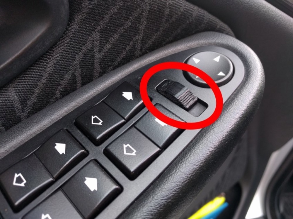 Ayna Kumanda Düğmesi (BMW E39 Uyumlu)
