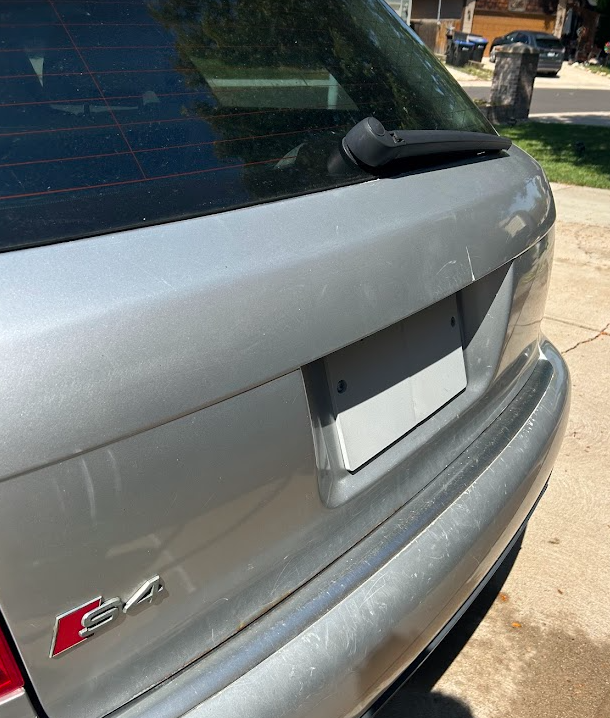 Audi Plaka Taşıma Çerçevesi