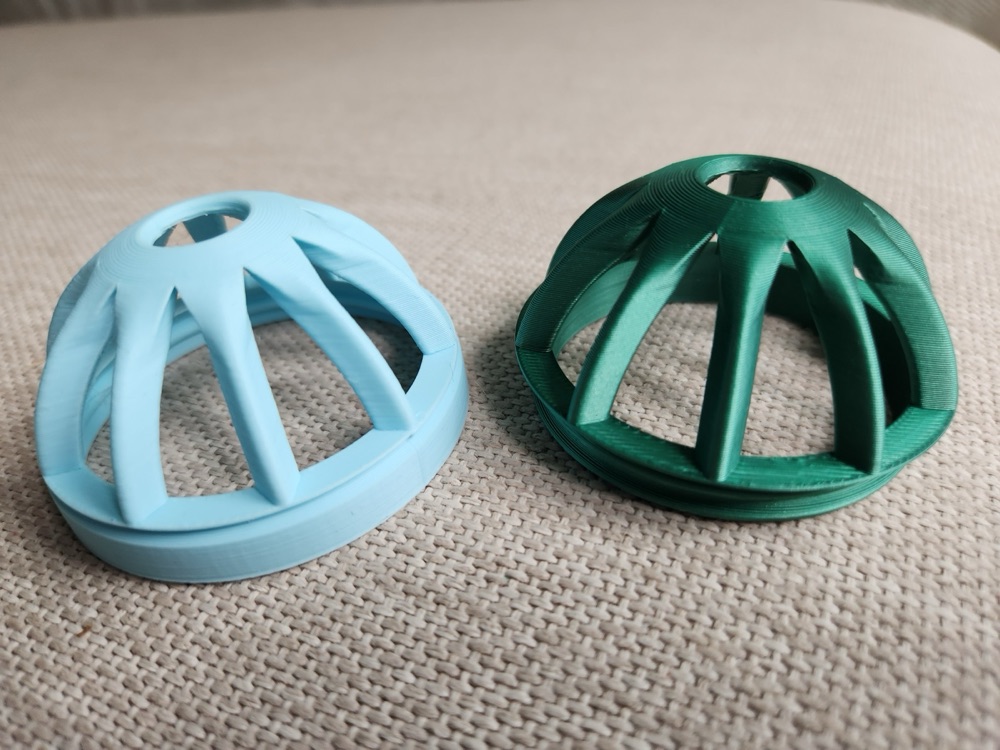 Döndürerek Kapanan Kafes Kedi Topu (6 cm, İçine Oyuncak Konabilir) görsel 3