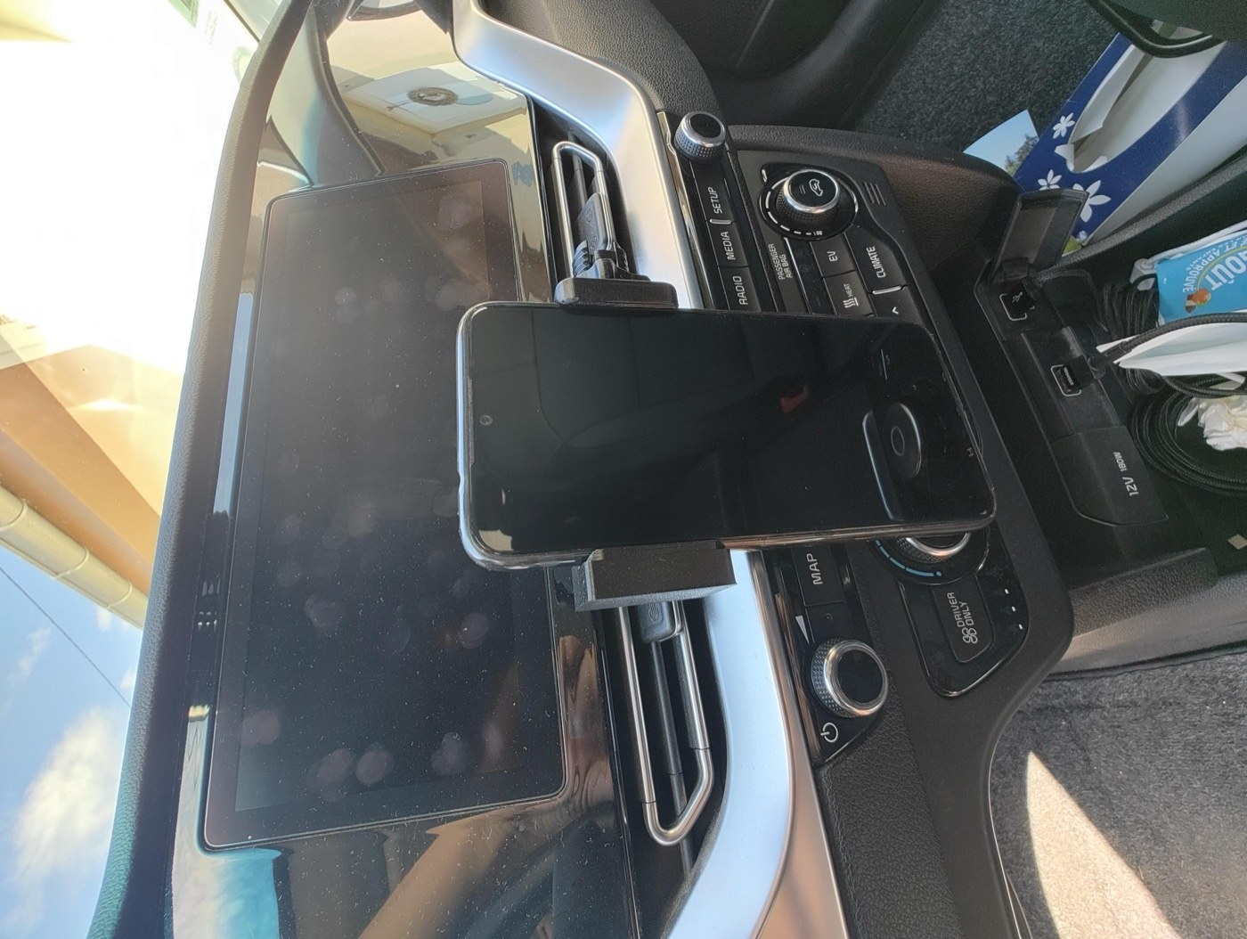 Kia Niro Kaporta Klipsi görsel 4