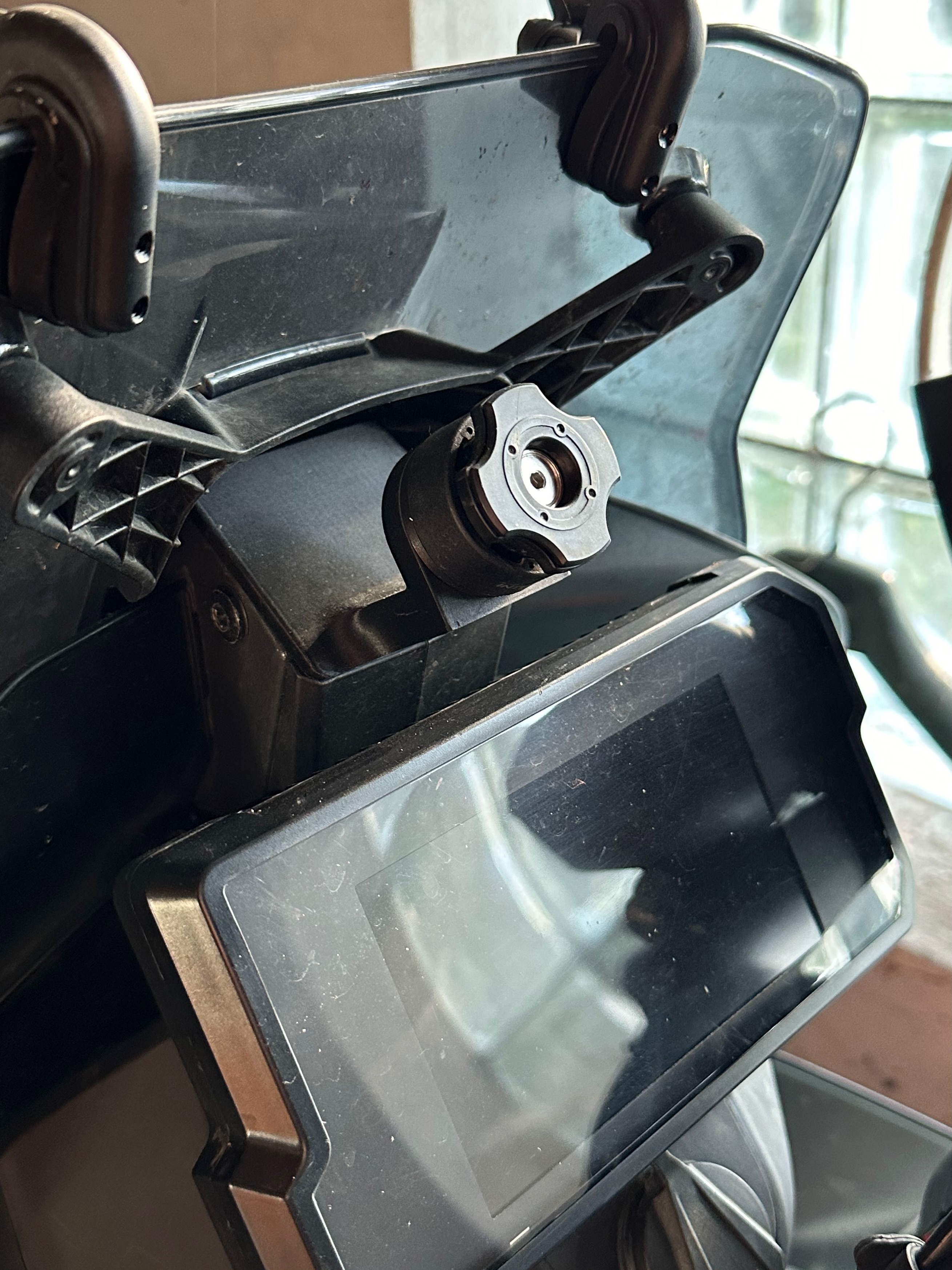 KTM 890 Adventure Interphone CarPlay Tutucu