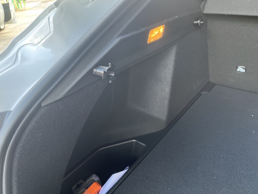 Renault Arkana Bagaj Çanta / Poşet Kancası (Vidalı, Sökülebilir) görsel 2