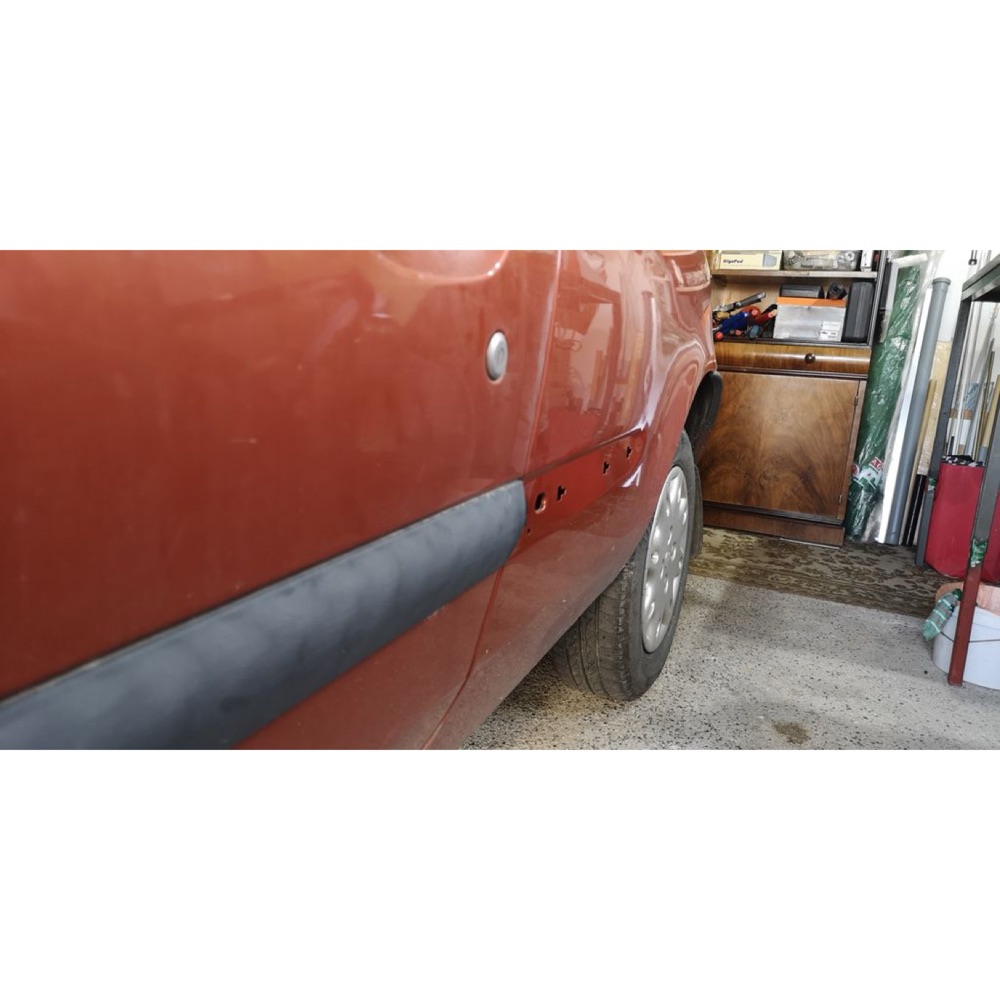 Renault Clio 2 Dış Çıta Klipsi görsel 4