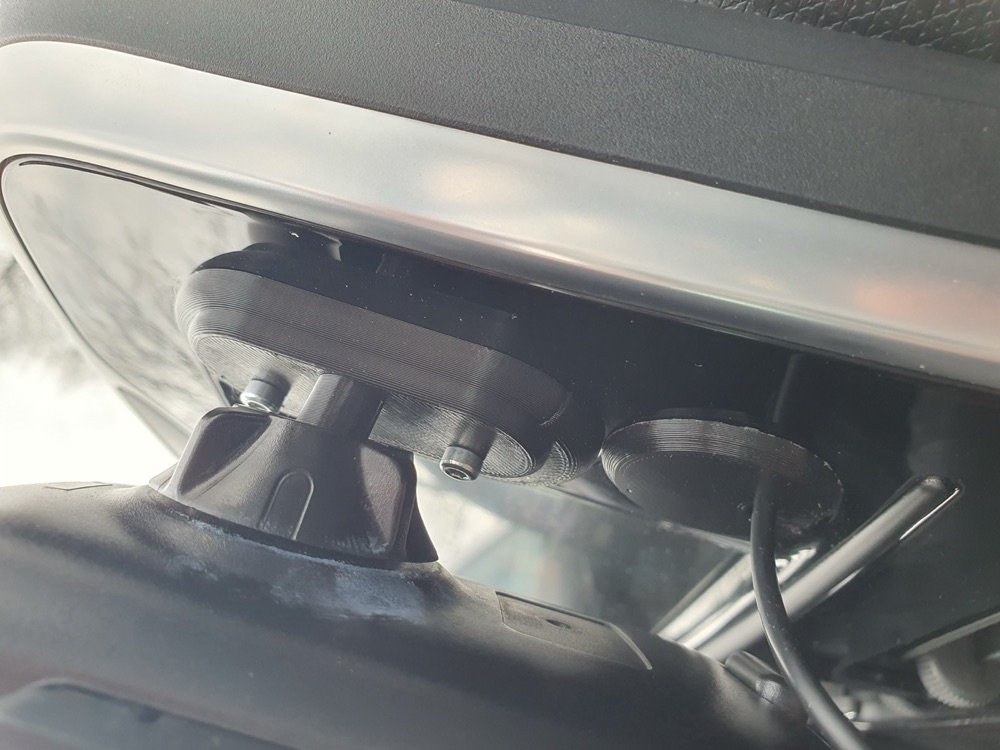 Renault Clio IV telefon tutucu görsel 2