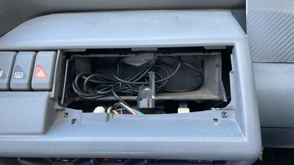 Renault Clio Klima Izgarası Kapağı görsel 2