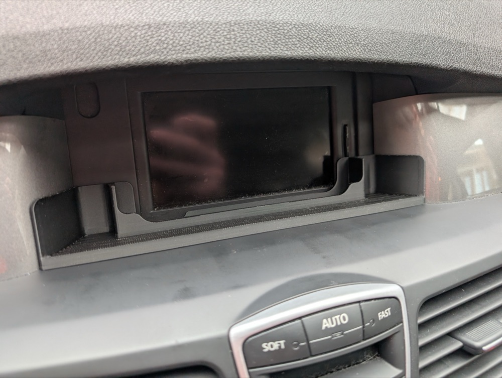 Renault Laguna 3 Telefon Tutucu görsel 2