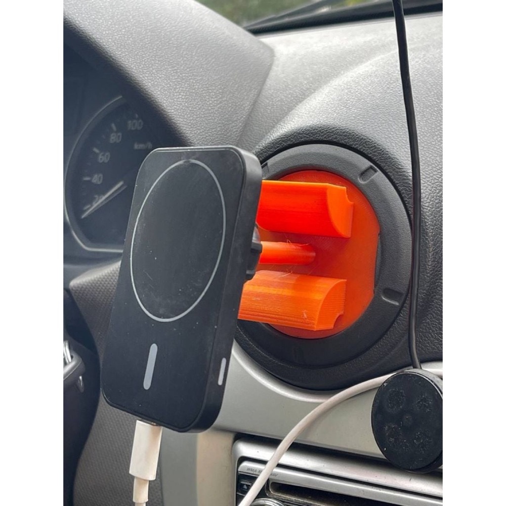 Renault Logan Telefon Tutucu Aparatı