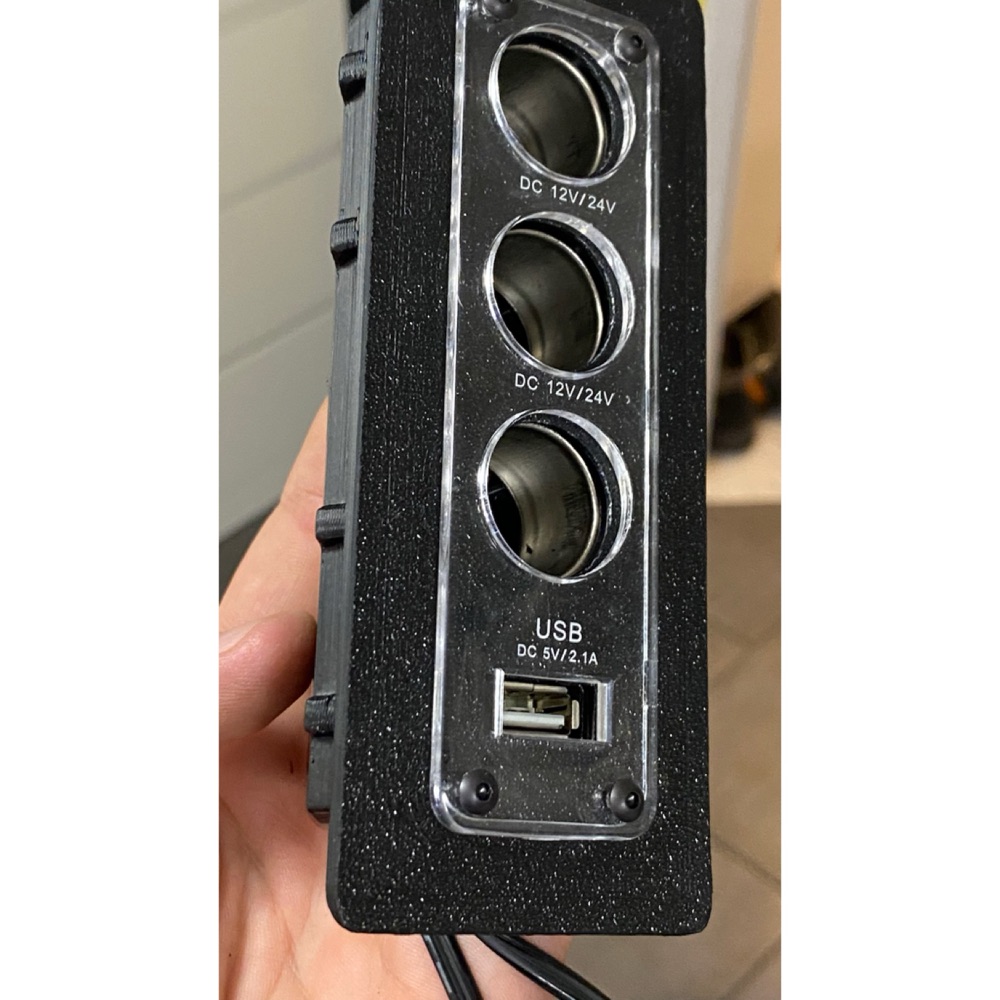 Renault Master ve Nissan Interstar USB & Çakmaklık Paneli