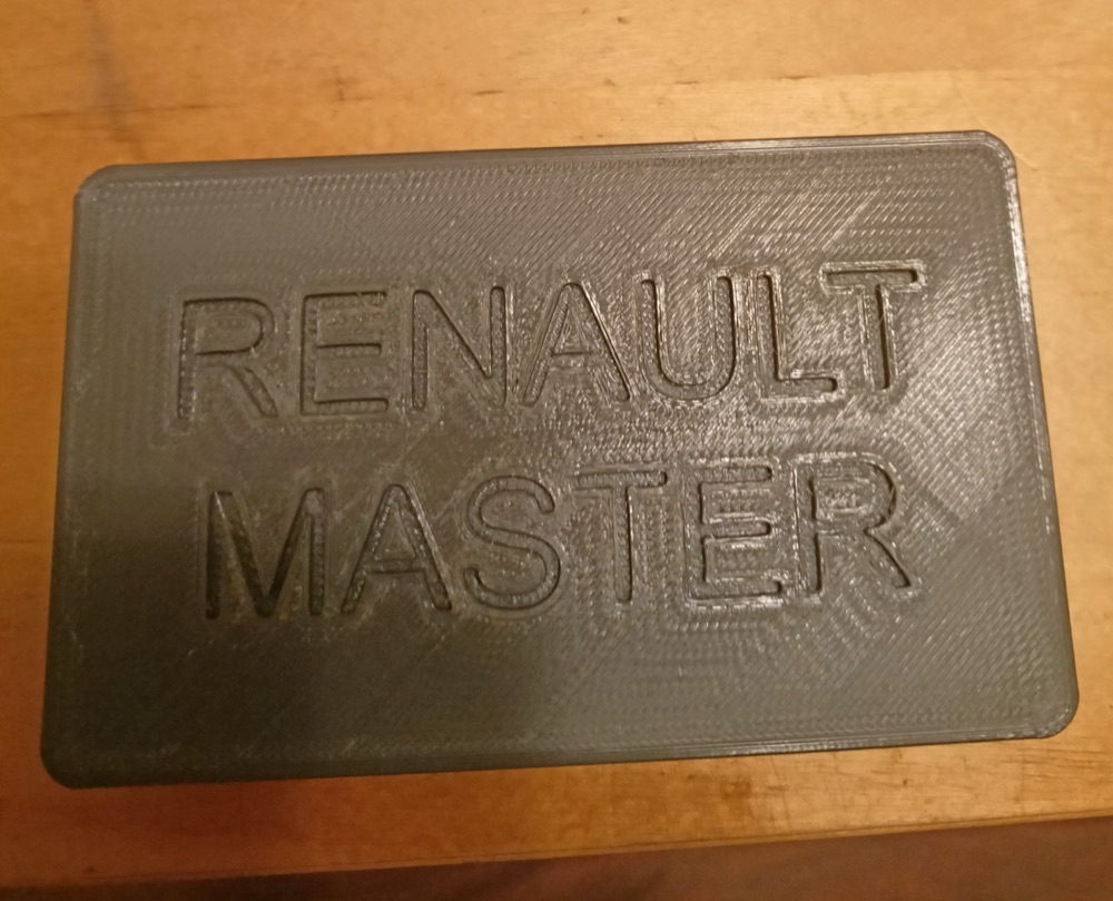 Renault Master yazı plakası