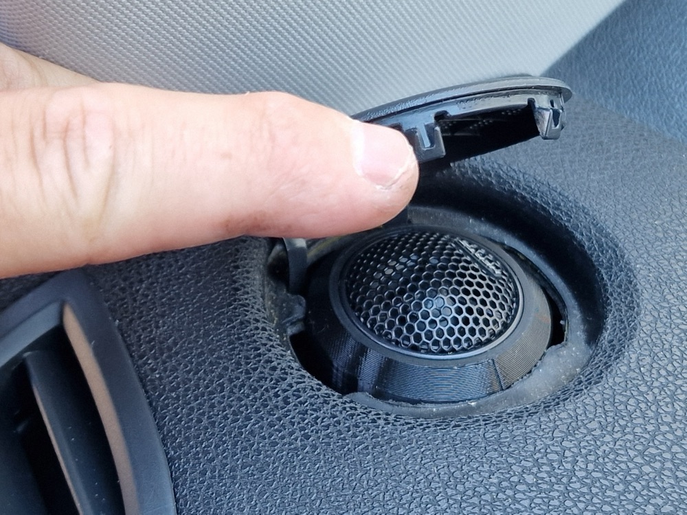 Renault Megane 3 HERTZ tweeter destek halkası