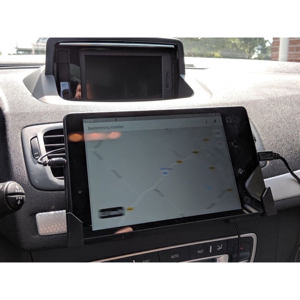 Renault Megane Uyumlu Tablet Tutucu Aparat