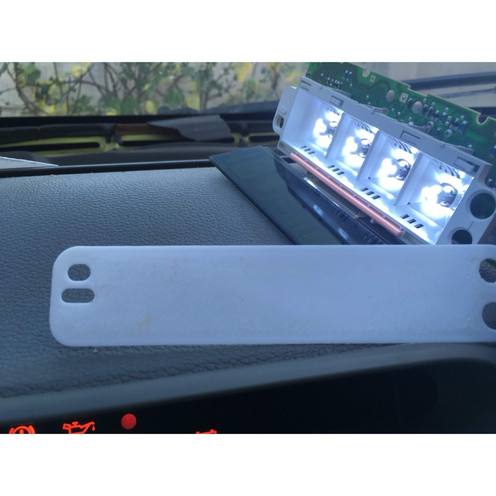 Renault Twingo Gösterge Paneli Işık Filtresi görsel 2