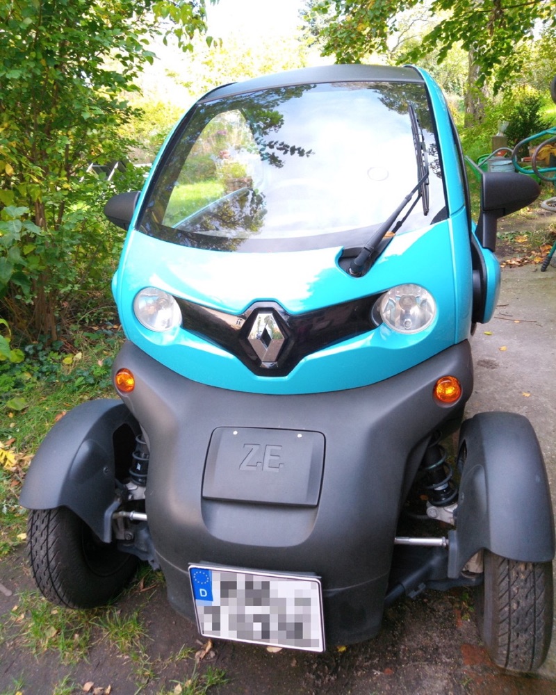Renault Twizy şarj kapağı menteşe seti görsel 4