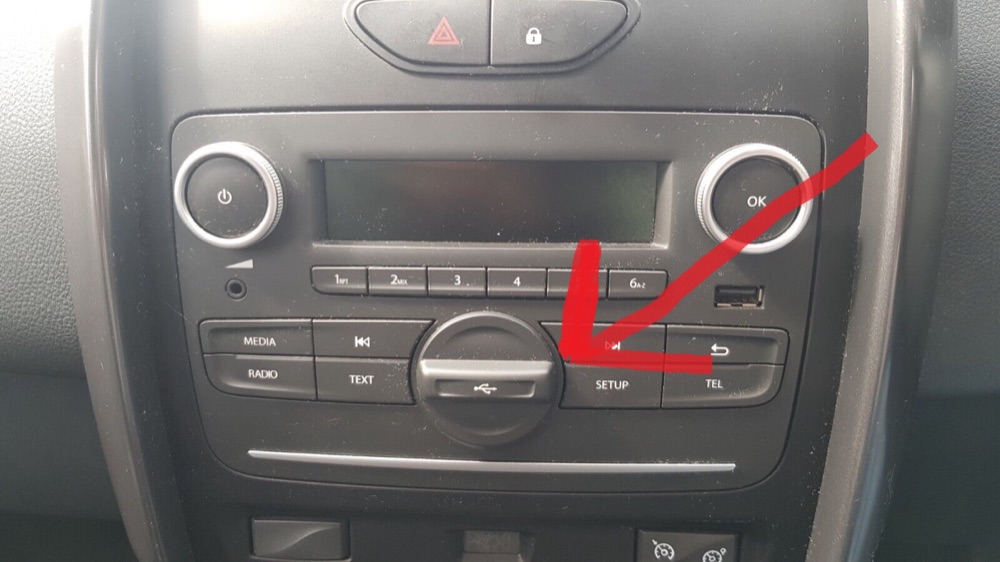 Renault ve Dacia Göğüs Telefon Tutucu görsel 3
