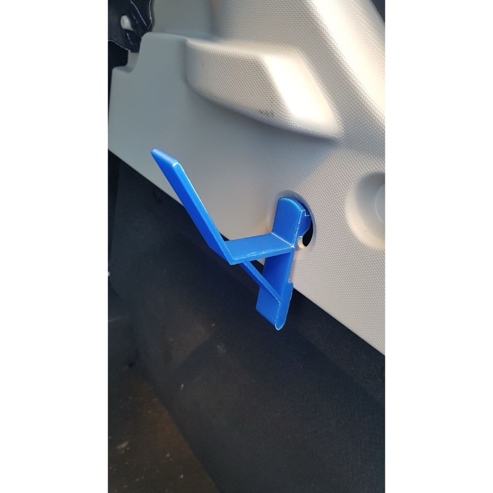 Renault Zoe Şarj Kablosu Askı Aparatı görsel 2
