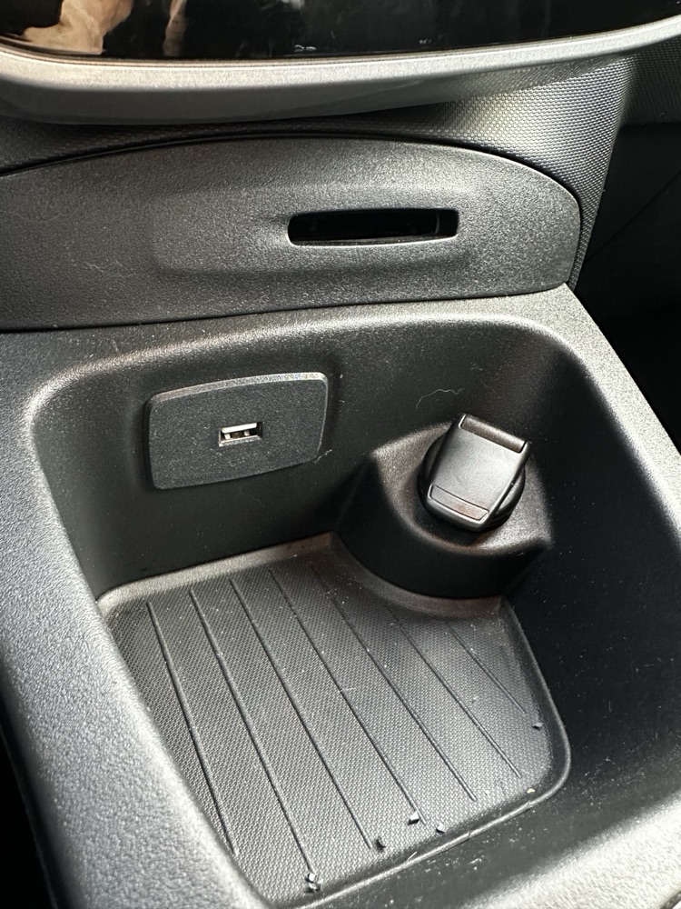 Renault Zoe / Clio USB Paneli görsel 2