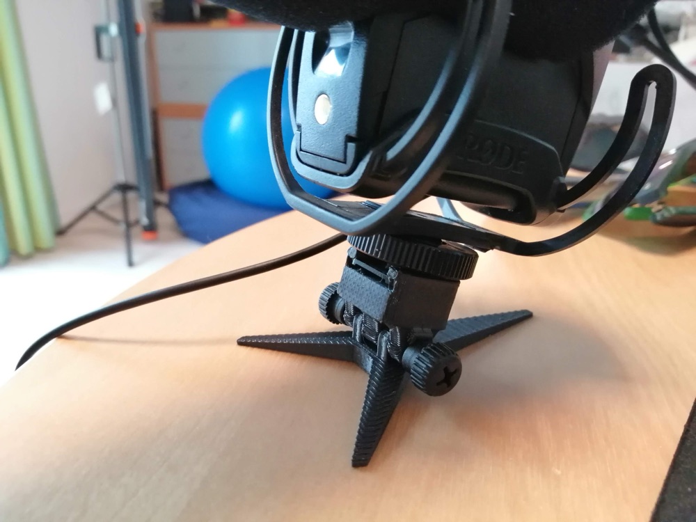 Rode VideoMic Pro Masa Standı (Shoe Adaptörlü) görsel 2