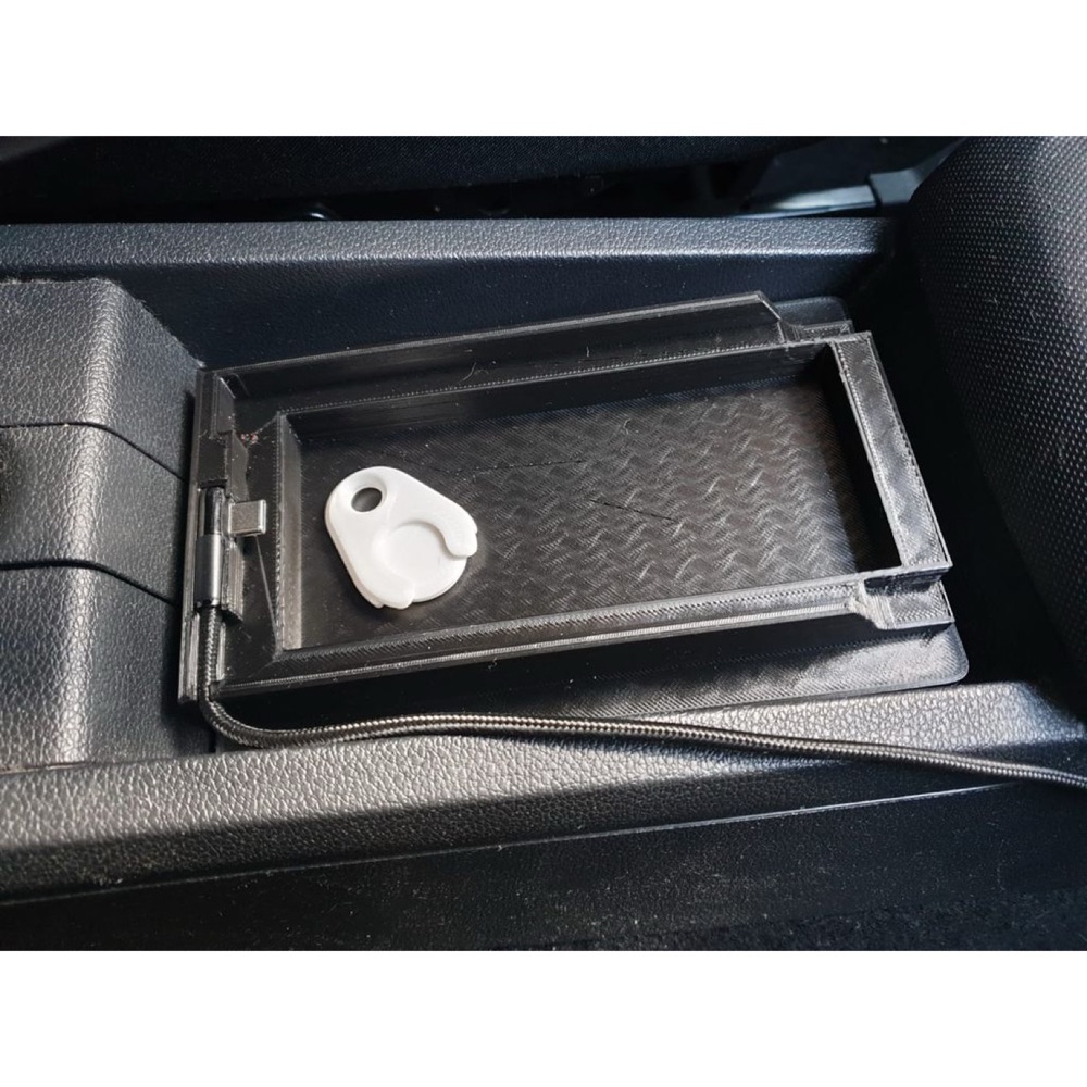 Skoda Fabia Uyumlu Orta Konsol Telefon Tutucu