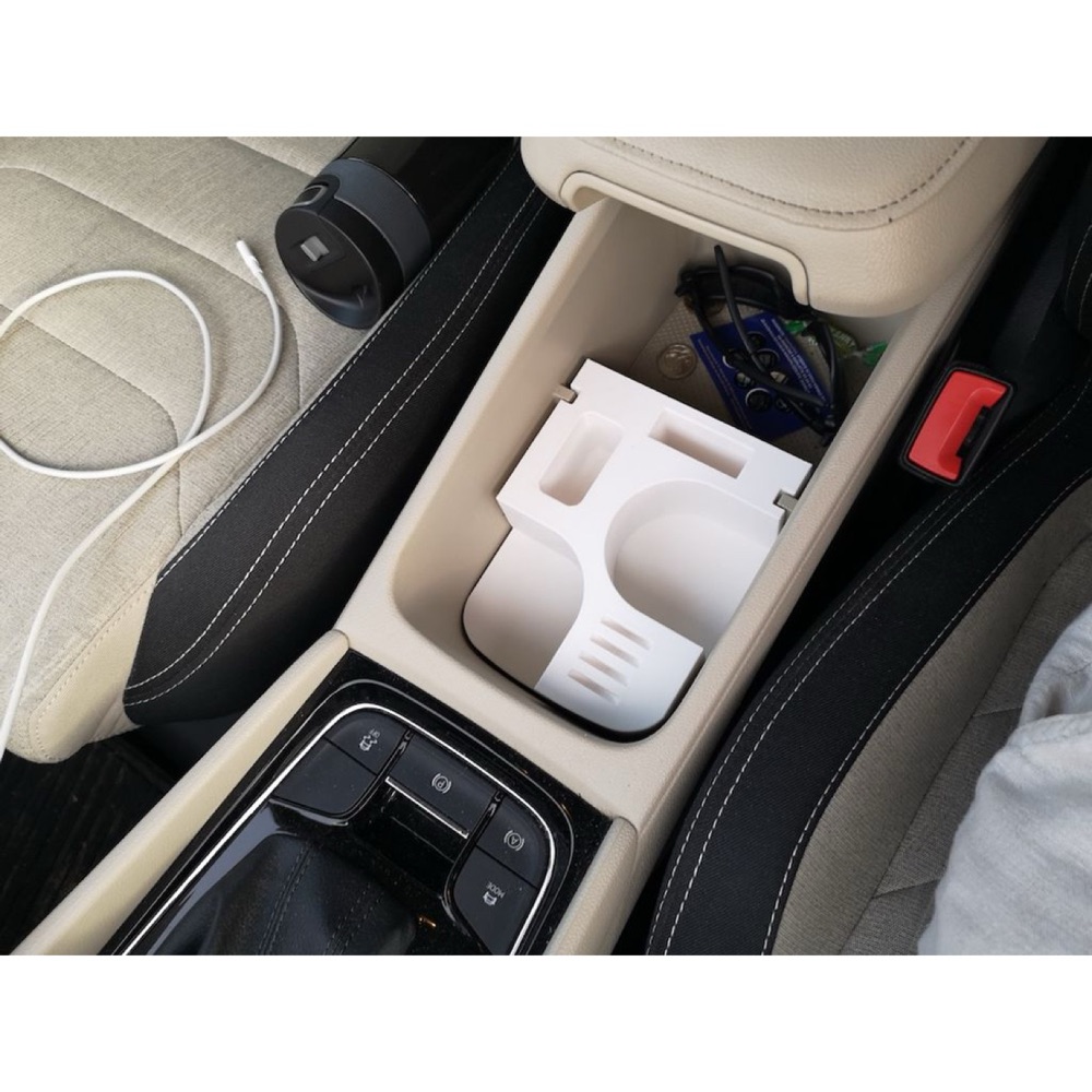 Skoda Kodiaq Uyumlu Kolçak İçi Bardaklık ve Düzenleyici Organizer görsel 2