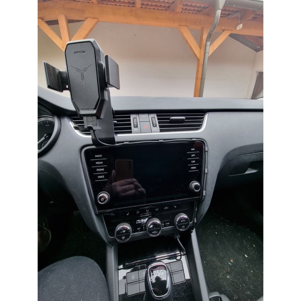 Skoda Octavia 3 Uyumlu Torpido Telefon Tutucu Aparatı