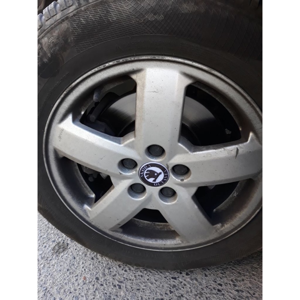 Skoda Octavia Uyumlu Alaşımlı Jant Göbek Kapağı görsel 2