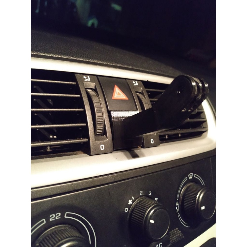 Skoda Roomster Göğüs Üstü Telefon ve Kamera Tutucu Aparat Tabanı görsel 2
